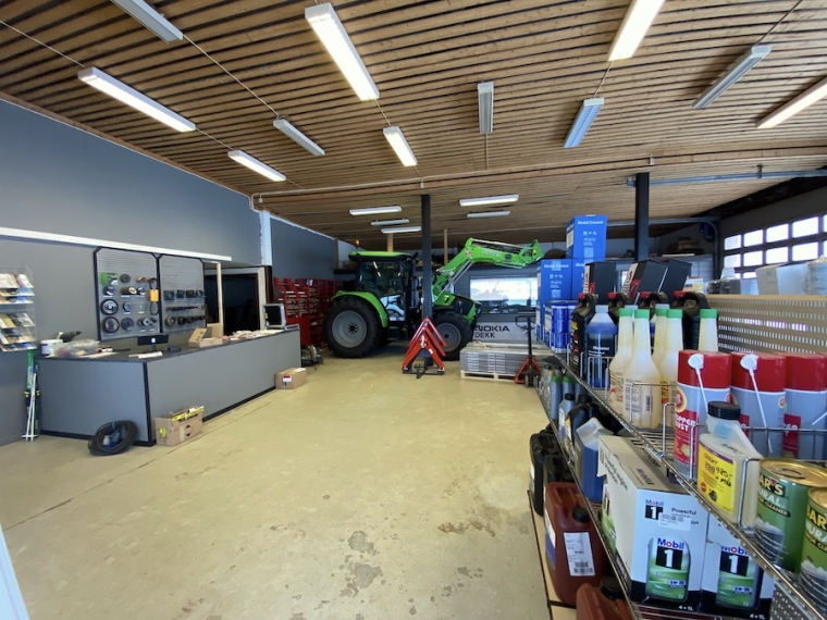 Salg og service Salg og service